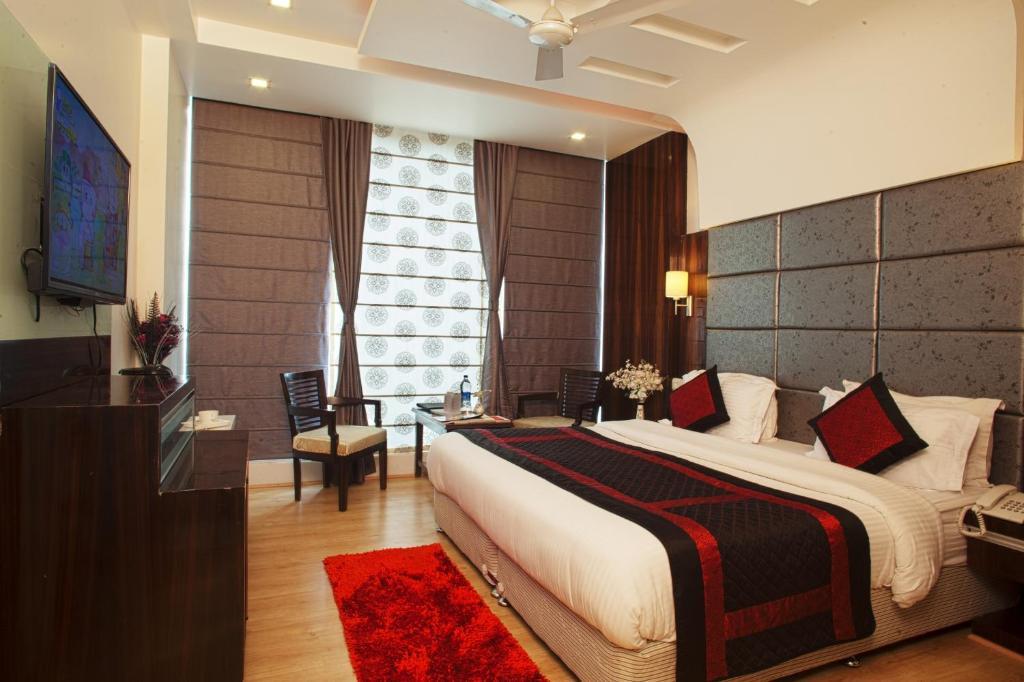 Hotel Delhi 55 -City Center New Delhi Ruang foto
